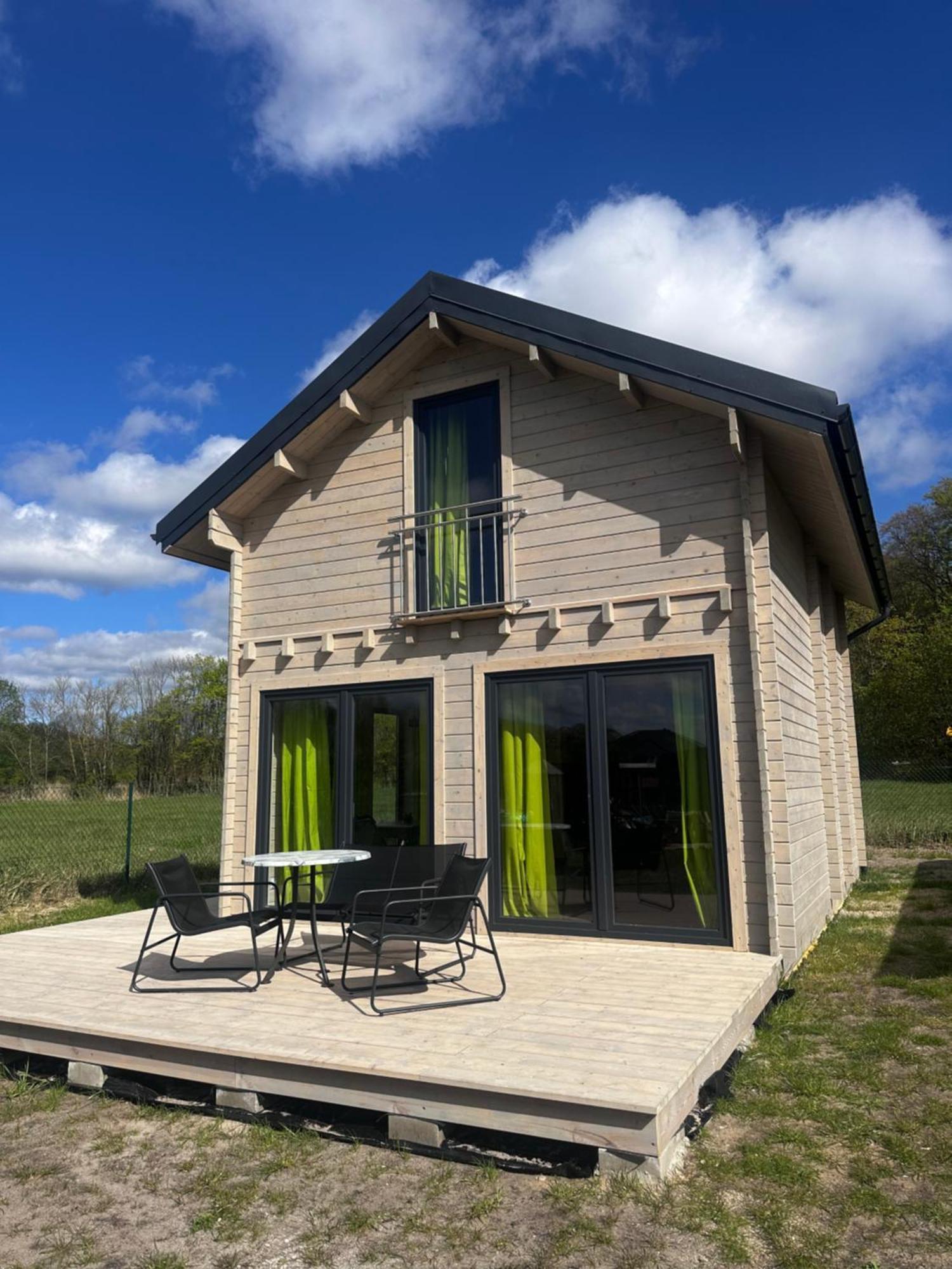 Chatki Nad Wodnym Zakatkiem. Villa Wapnica  Exterior photo